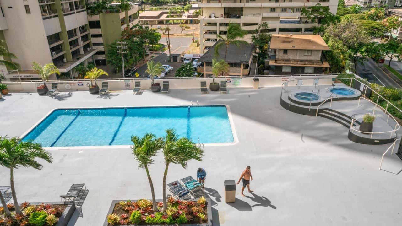 Waikiki Banyan Suites W Free Parking Honolulu Exterior foto