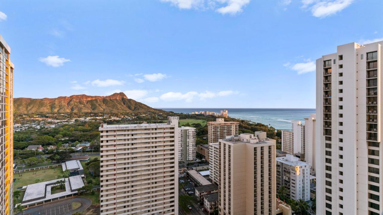 Waikiki Banyan Suites W Free Parking Honolulu Exterior foto